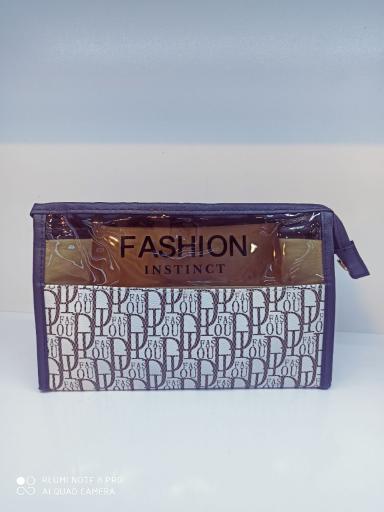 کیف آرایشی برند دیور dior